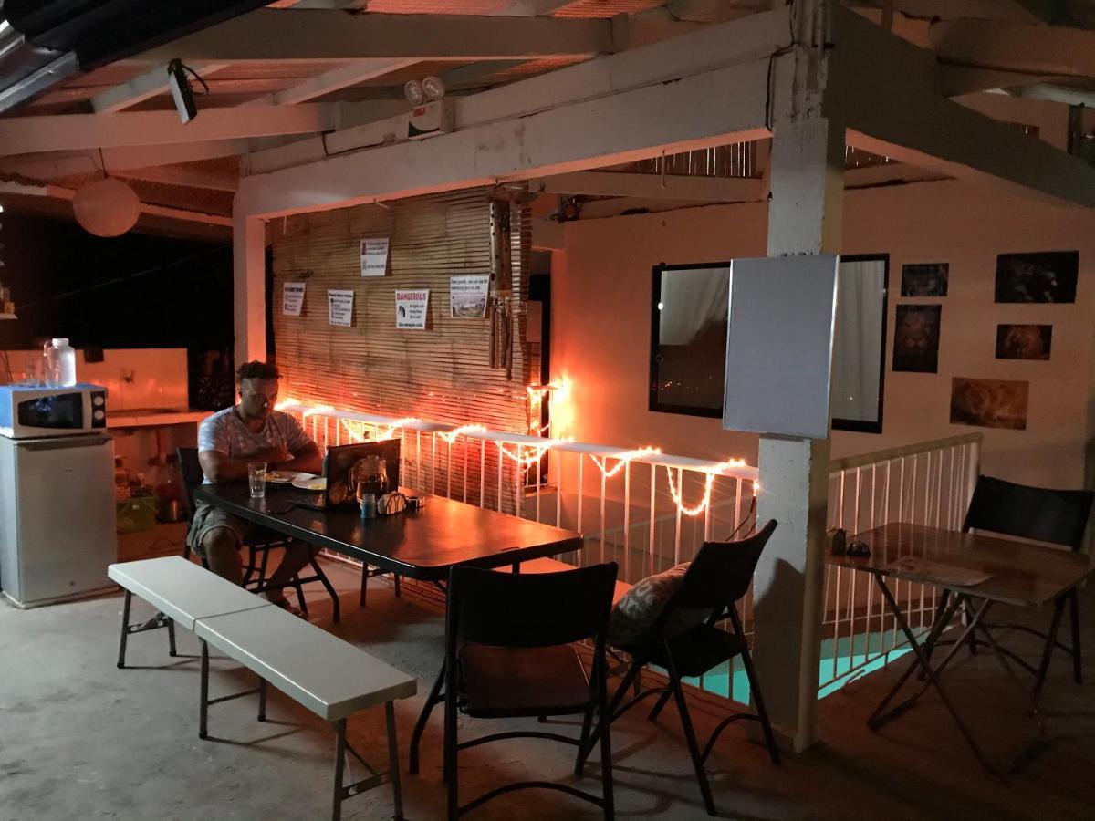 Hostel Lions Мамбахао Экстерьер фото