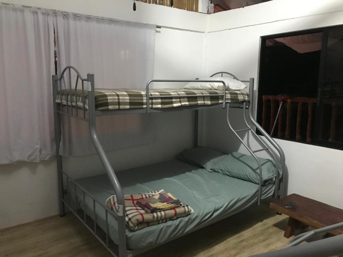 Hostel Lions Мамбахао Экстерьер фото